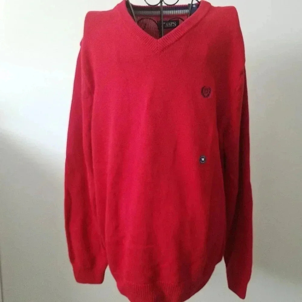 Chaps V-Neck Sweater Medium NWT Men's Red Cotton